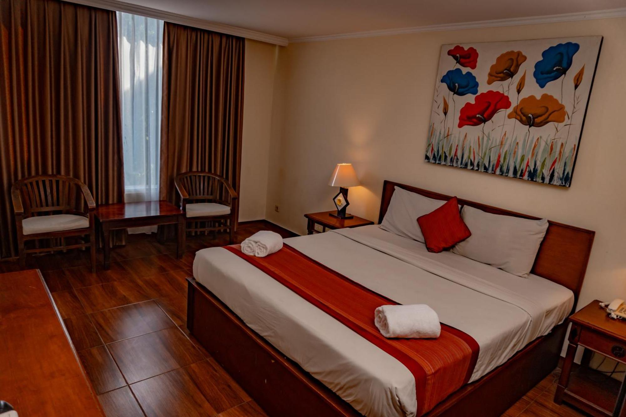 Hotel Puri Dibia Kuta Кута Экстерьер фото